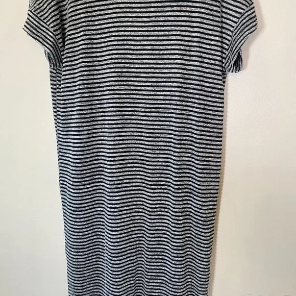 Nordstrom Lush Midi Knit Dress in Grey and Black Stripe - Picture 5 of 9